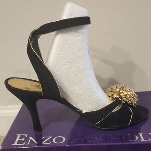 Enzo Angiolini Black and Gold Slingback Heels